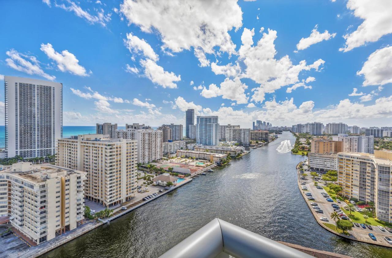 Resort-Style Living With Direct Ocean Views - 3Br Beauty ハランデール・ビーチ エクステリア 写真