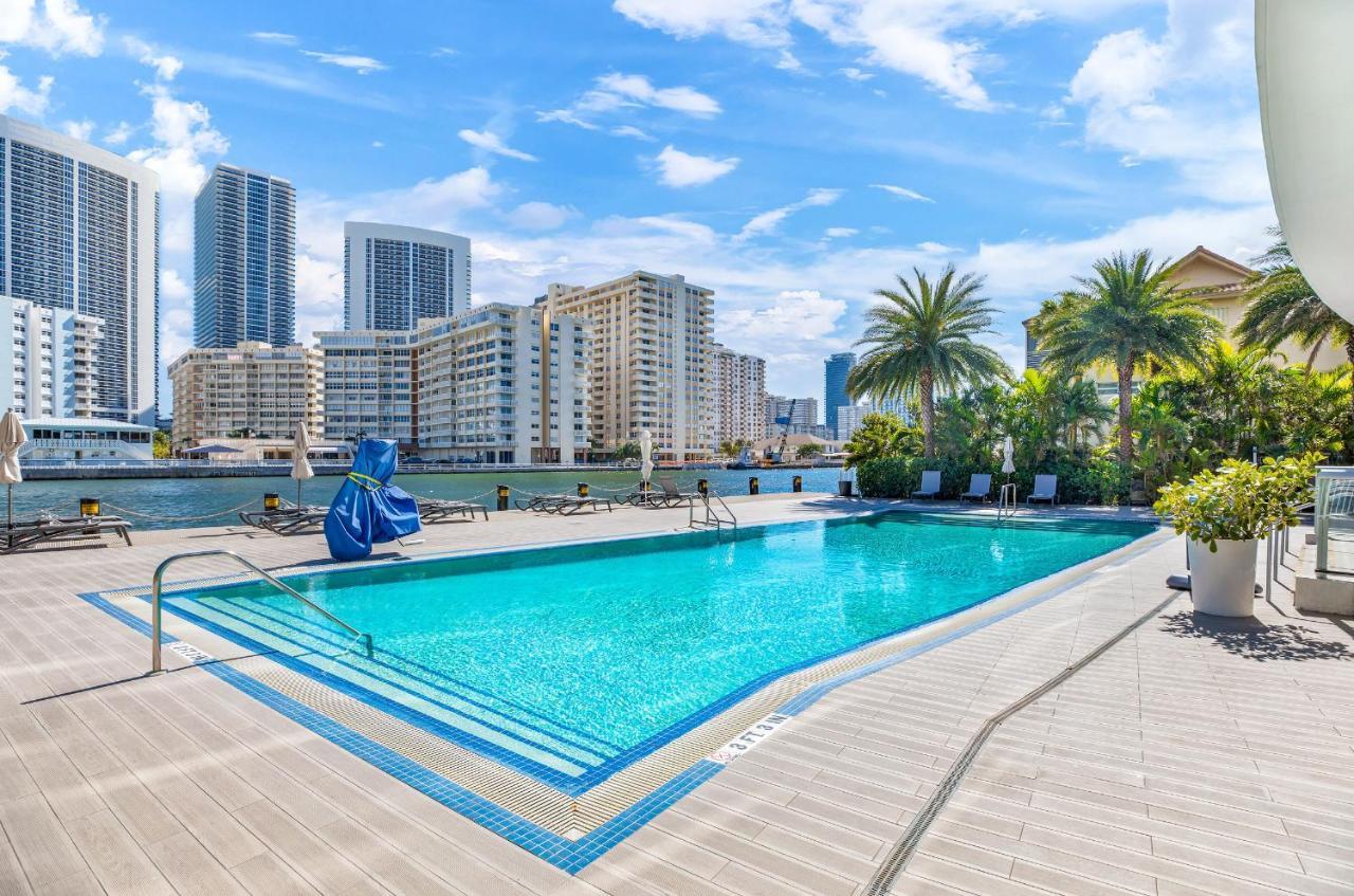 Resort-Style Living With Direct Ocean Views - 3Br Beauty ハランデール・ビーチ エクステリア 写真