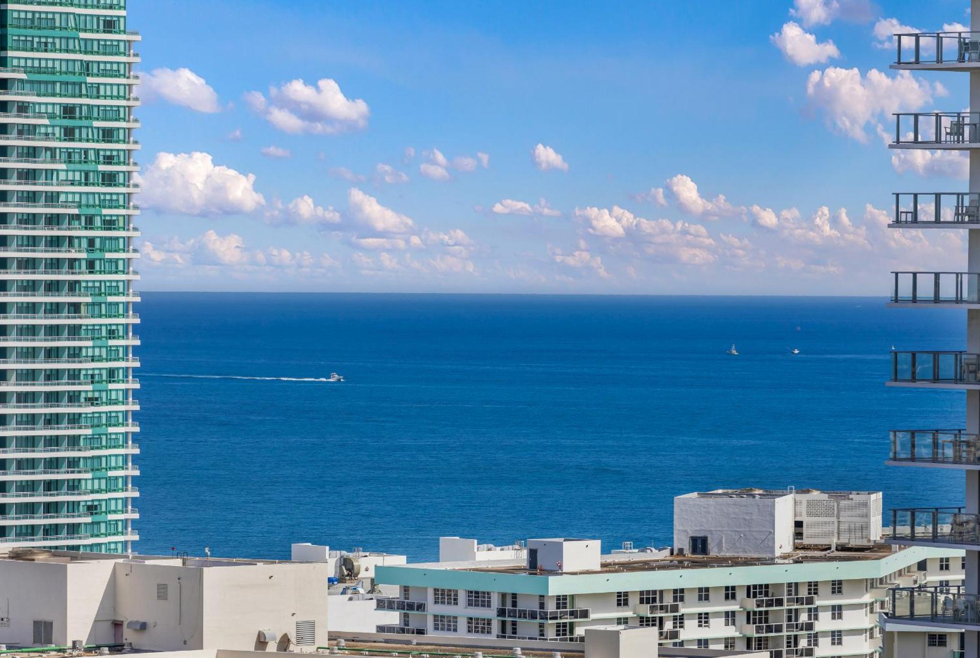 Resort-Style Living With Direct Ocean Views - 3Br Beauty ハランデール・ビーチ エクステリア 写真