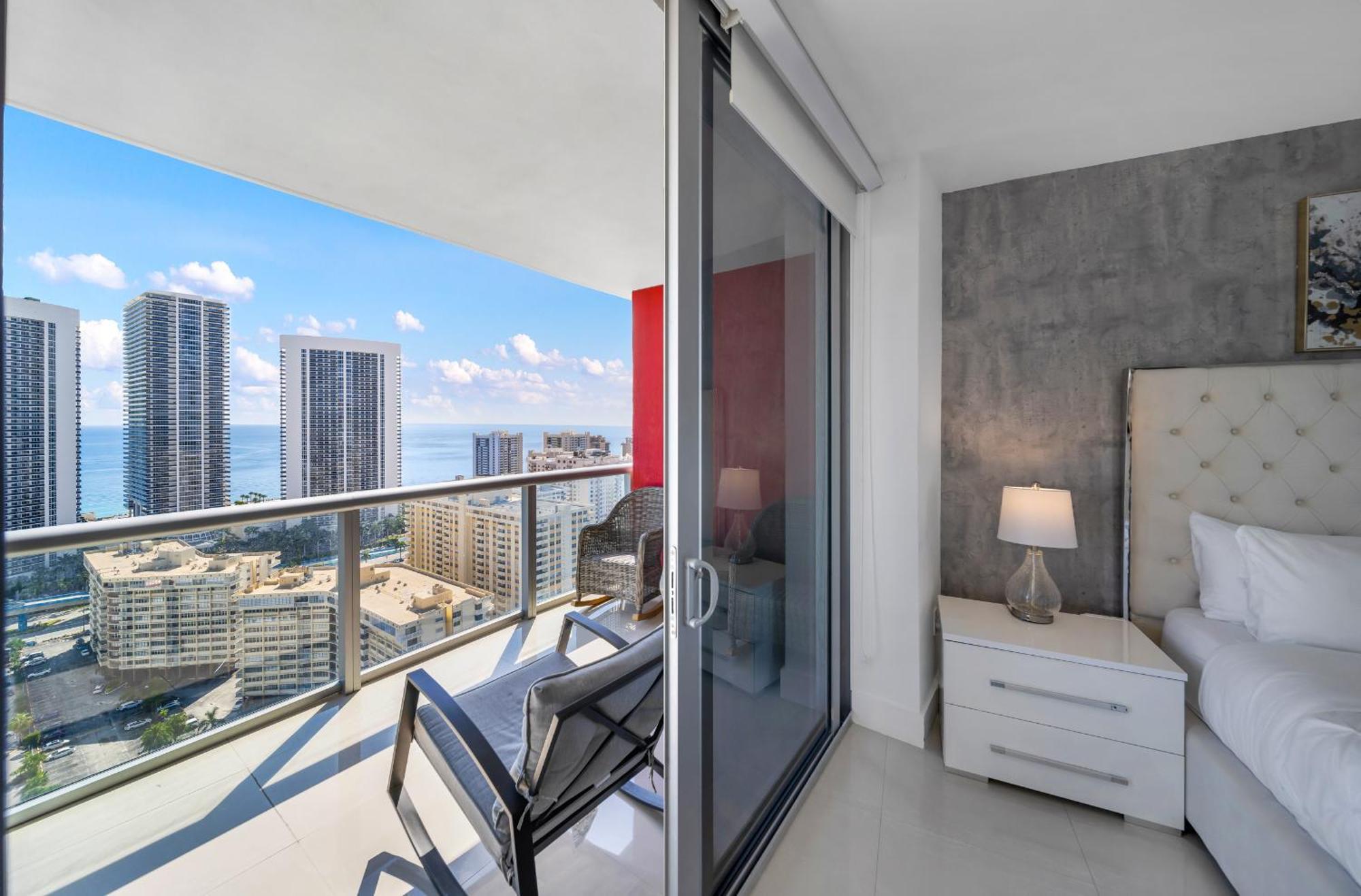 Resort-Style Living With Direct Ocean Views - 3Br Beauty ハランデール・ビーチ エクステリア 写真