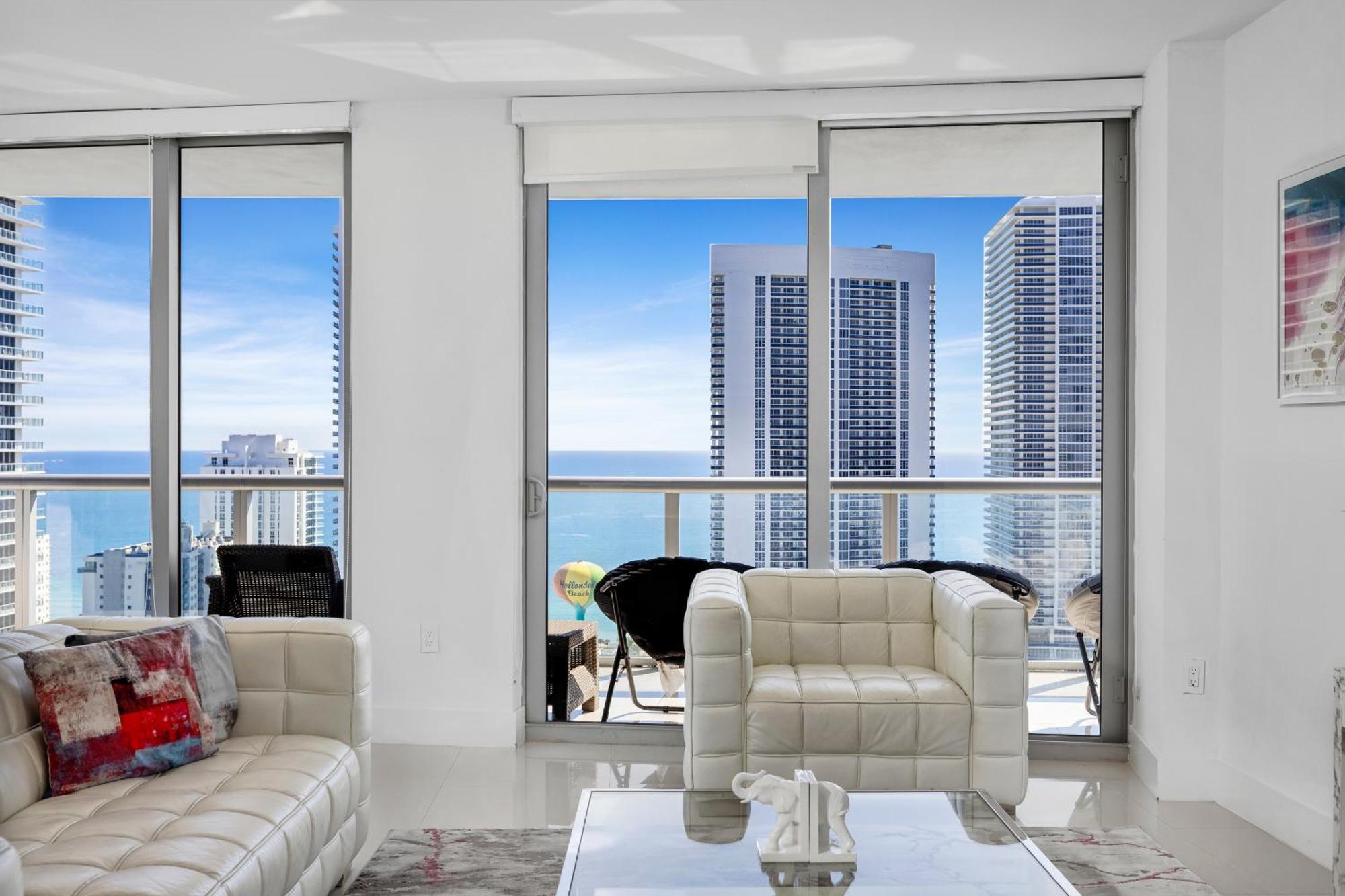 Resort-Style Living With Direct Ocean Views - 3Br Beauty ハランデール・ビーチ エクステリア 写真
