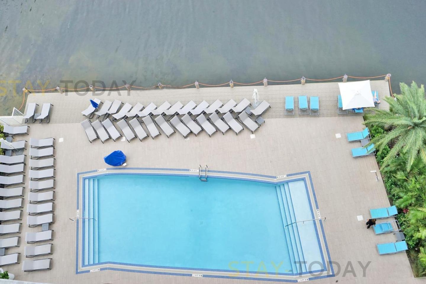 Resort-Style Living With Direct Ocean Views - 3Br Beauty ハランデール・ビーチ エクステリア 写真