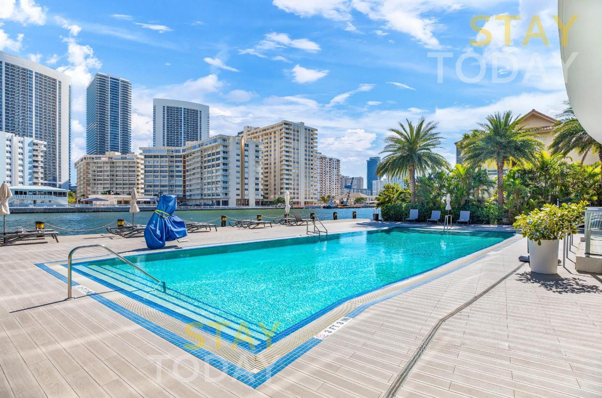 Resort-Style Living With Direct Ocean Views - 3Br Beauty ハランデール・ビーチ エクステリア 写真